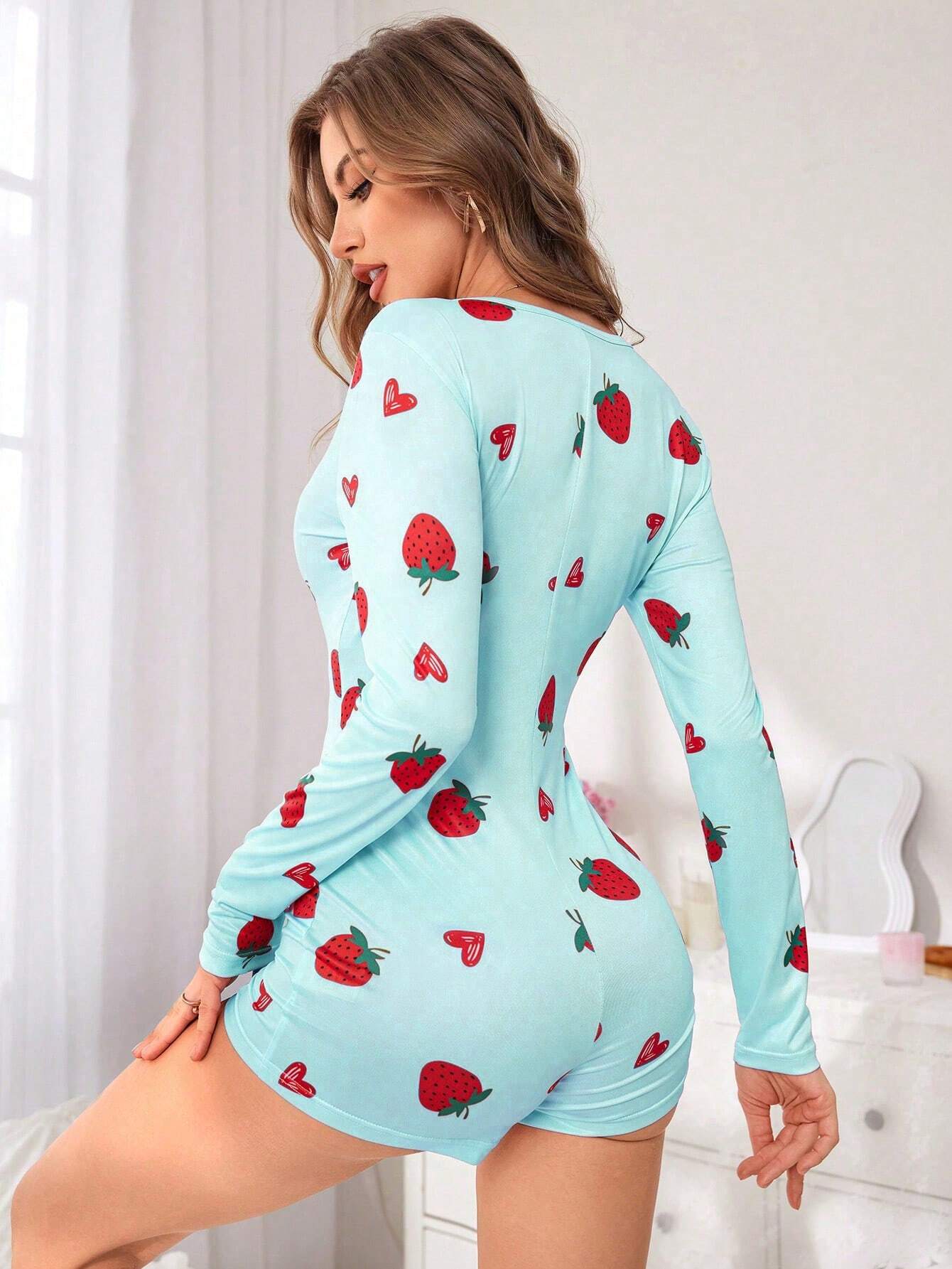 Çilek Desenli Kadın Tulum Pijama